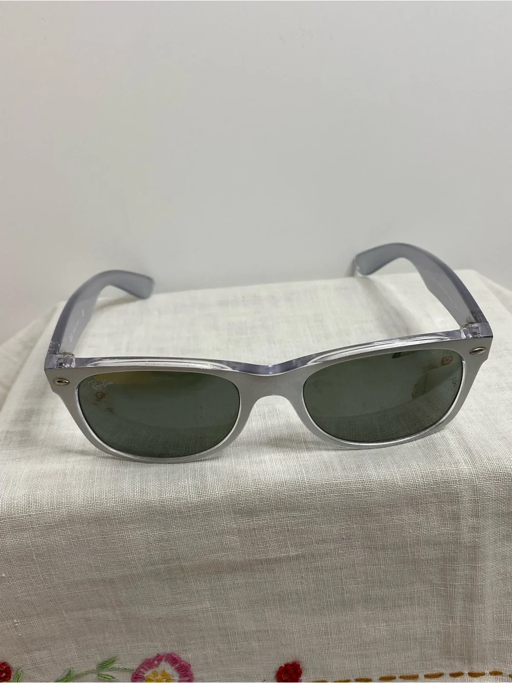 Ray-Ban New Wayfarer Sunglasses 6144/40 Silver Gray Made In Italy